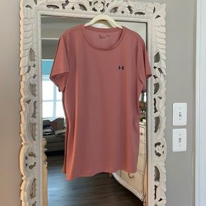 Under Amour Activewear  Size XL loose fit